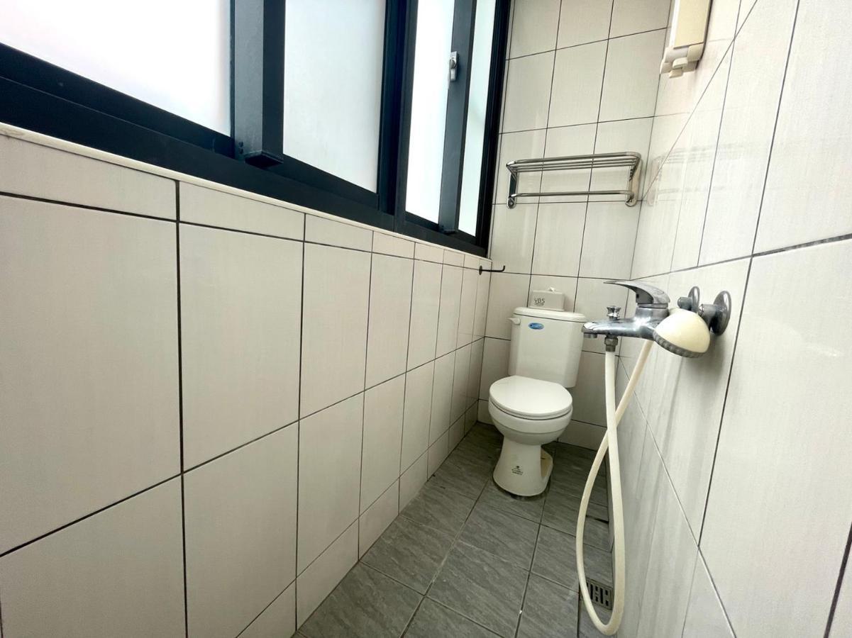 Fengjia 08 Home Taichung Exterior foto