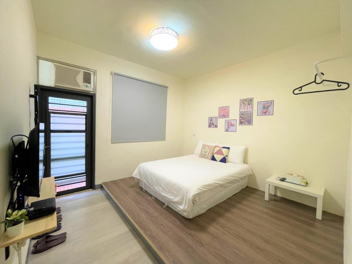 Fengjia 08 Home Taichung Exterior foto